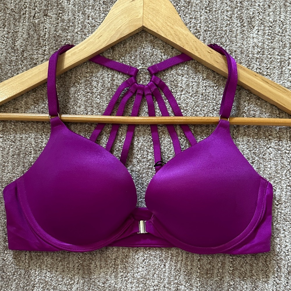 NWT Fuchsia Purple Strappy Women's Push-Up Bra